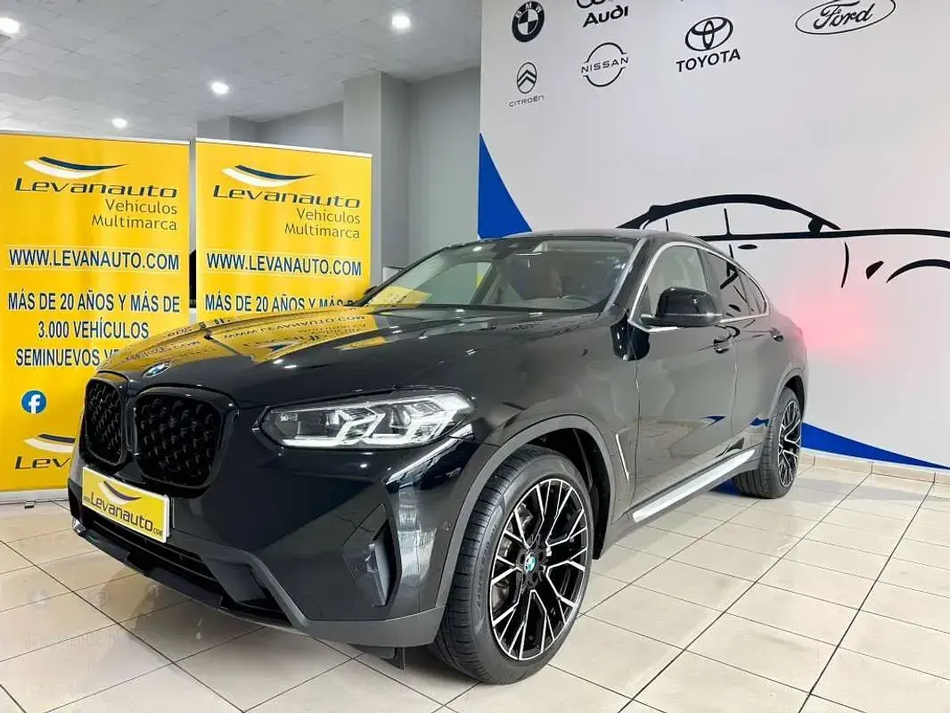 Usado BMW X4 xLine 190 CV (139 kW) 2023 Negro SUV