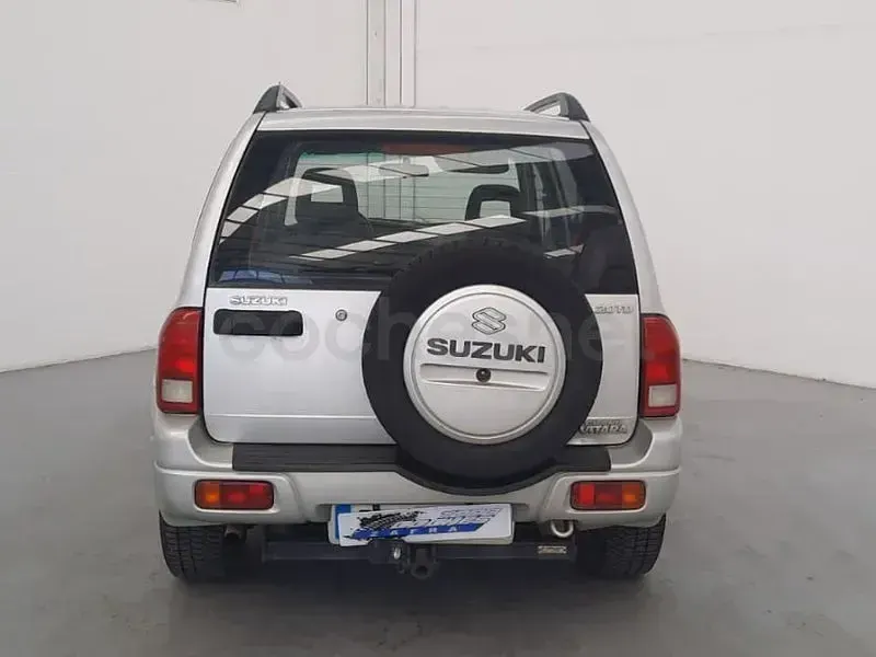 Usado Suzuki Grand Vitara 87 CV (63 kW) 2001 Gris / plata SUV