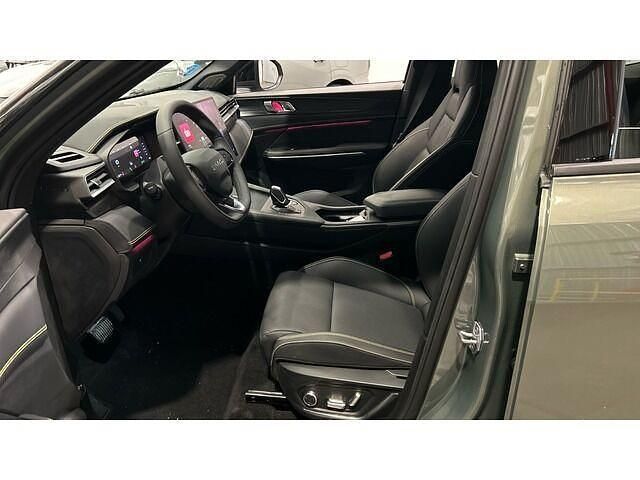 Usado Lynk & Co 01 276 CV (202 kW) 2025 Verde SUV