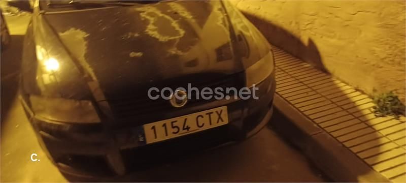 Usado Fiat Stilo Dynamic 140 CV (102 kW) 2004 Negro Berlina
