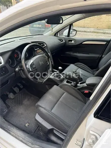 Usado Citroën C4 112 CV (82 kW) 2013 Blanco Berlina