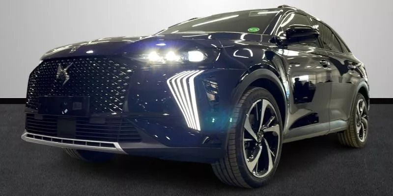 Usado DS Automobiles DS7 Crossback 300 CV (220 kW) 2024 Gris SUV