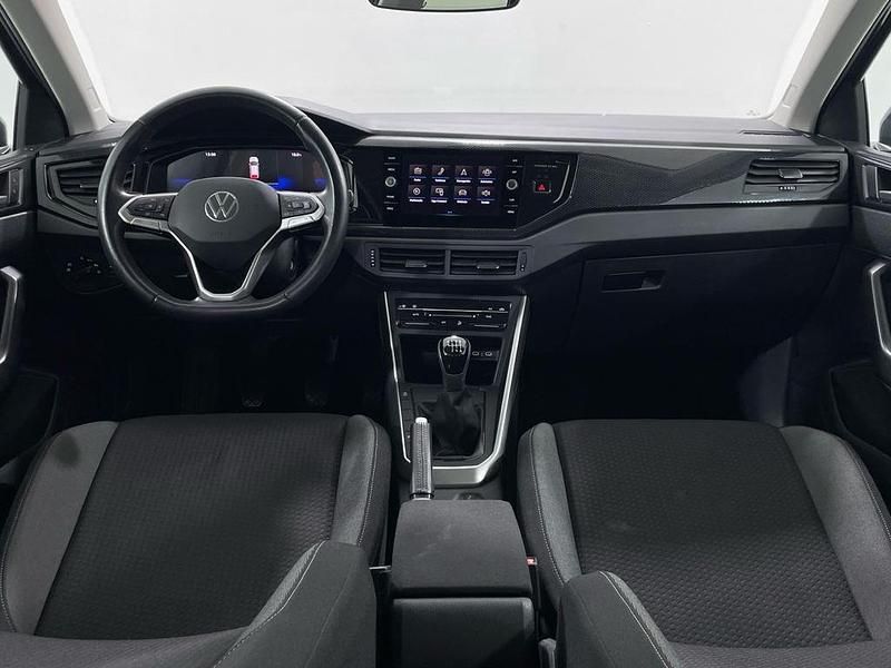 Usado VW Taigo Life 110 CV (80 kW) 2024 Gris SUV