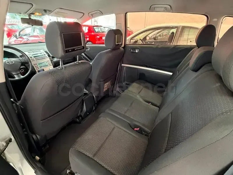 Usado Toyota Corolla Verso Sol 136 CV (100 kW) 2007 Beige Monovolumen