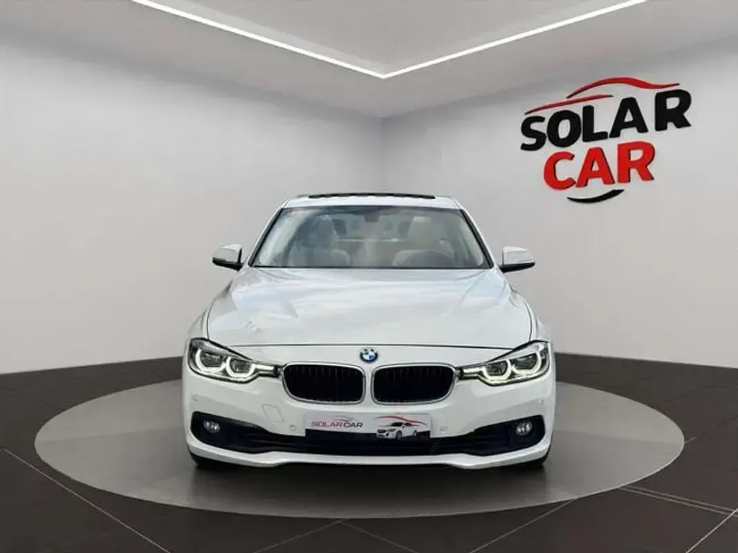 Käytetty BMW 330 Comfort Edition 252 HP (185 kW) 2016 Valkoinen Sedan