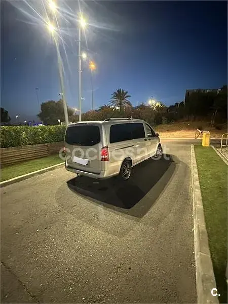 Usado Mercedes Vito Marco Polo 114 CV (83 kW) 2017 Gris / plata Van