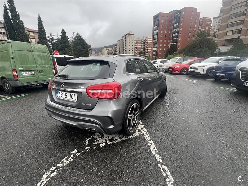 Gris / plata Usado 2015 Mercedes GLA220 AMG line SUV | 16.900 € (Precio justo) - Imagen 1/4