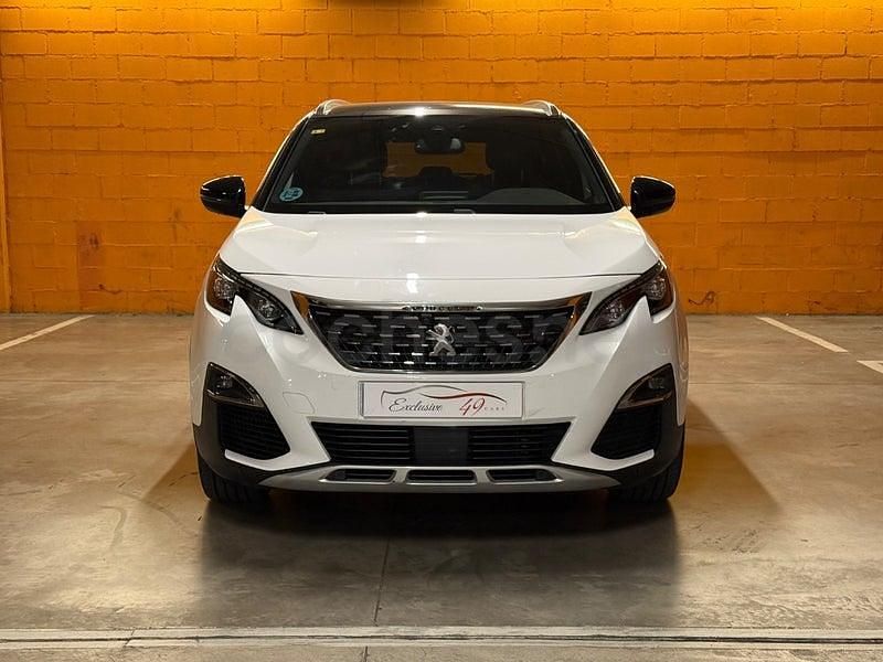 Usado Peugeot 5008 Style 120 CV (88 kW) 2017 Blanco Monovolumen