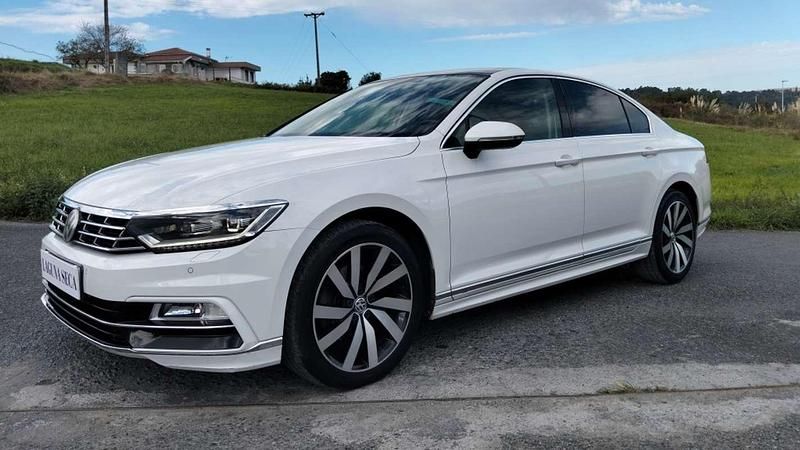 Blanco Usado 2016 VW Passat Sportline Berlina | 16.790 € (Caro) - Imagen 1/4
