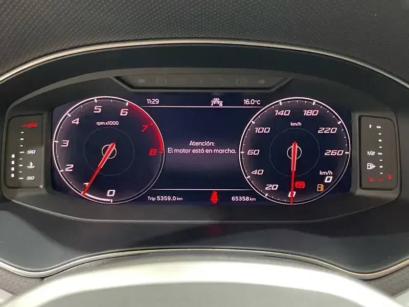 Usado Seat Arona Xperience 110 CV (80 kW) 2022 Blanco SUV