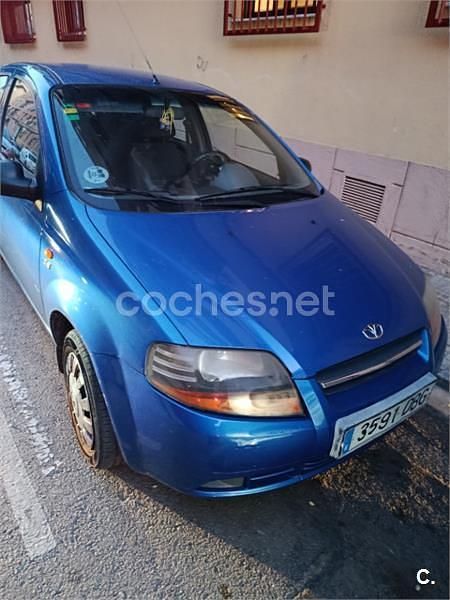 Usado Chevrolet Kalos SE 72 CV (52 kW) 2004 Azul Berlina