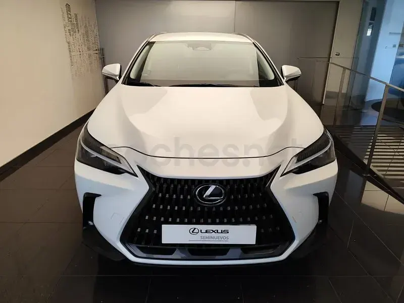 Usado Lexus NX350h Executive Line 242 CV (177 kW) 2022 Blanco SUV