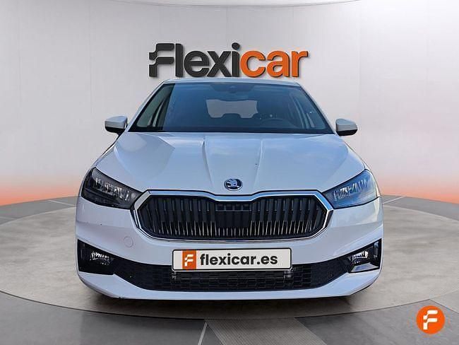 Usado Skoda Fabia Selection 95 CV (69 kW) 2025 Blanco Utilitario