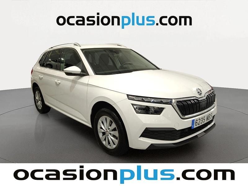 Usado Skoda Kamiq Ambition 110 CV (80 kW) 2022 Blanco SUV