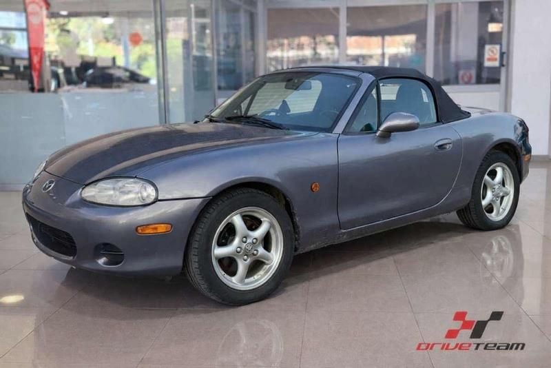 Gris Usado 2004 Mazda MX5 Active Descapotable | 9850 € (Un poco caro) - Imagen 1/1