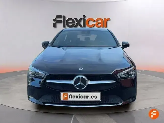 Occasion Mercedes CLA180 Shooting Brake 136 PK (100 kW) 2021 Zwart Stationwagen