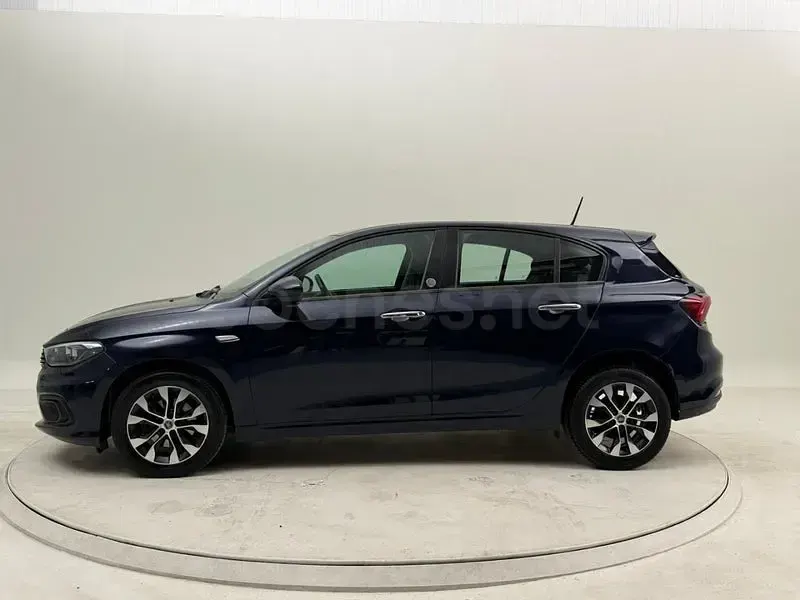 Usado Fiat Tipo Mirror 95 CV (69 kW) 2020 Azul Berlina
