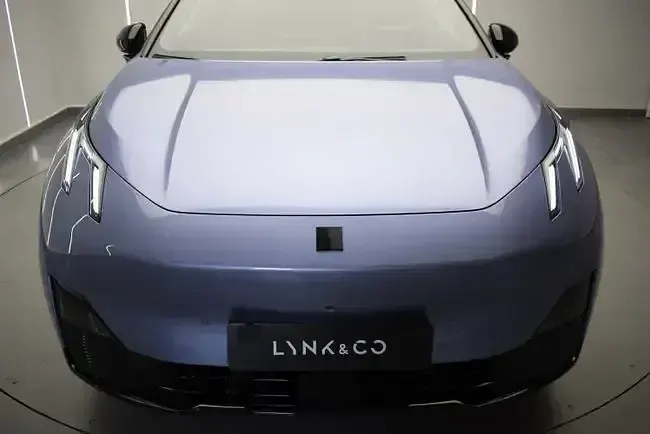 Usado Lynk & Co 02 200 kW (272 CV) 2026 Azul
