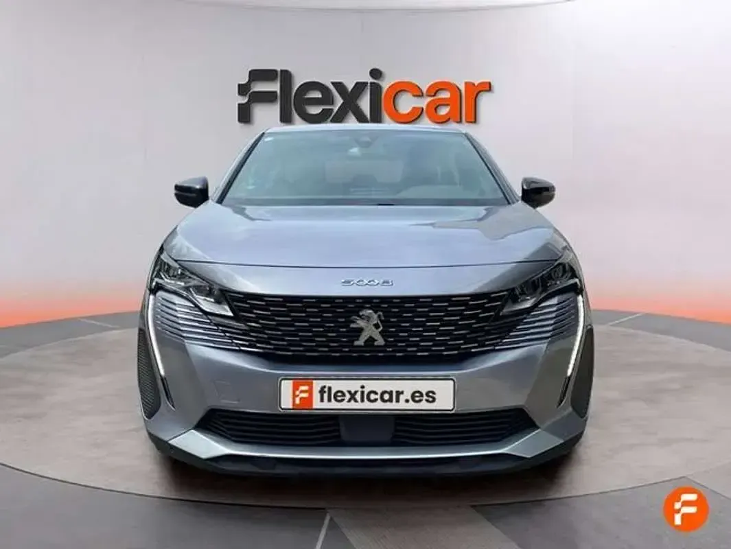 Begagnad Peugeot 5008 Active 136 HK (100 kW) 2024 Grå SUV