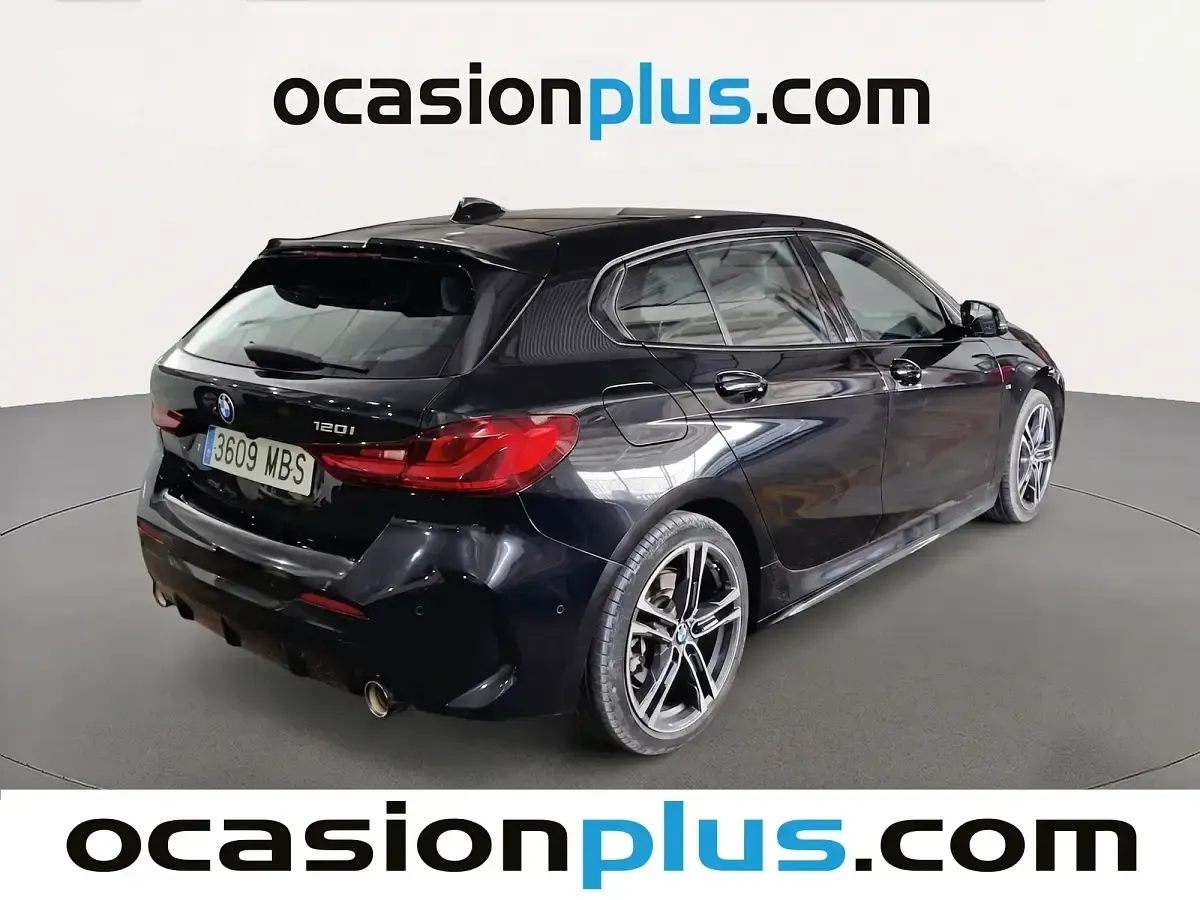 Usado BMW 120 178 CV (130 kW) 2022 Negro Berlina