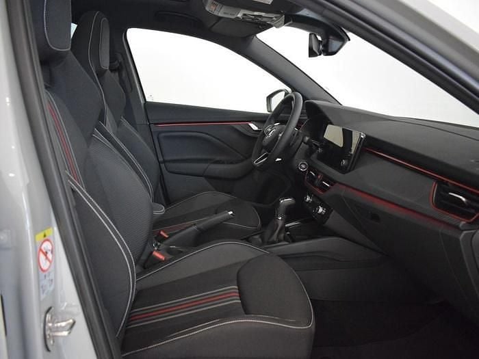 Usado Skoda Scala Monte Carlo 116 CV (85 kW) 2025 Gris Utilitario