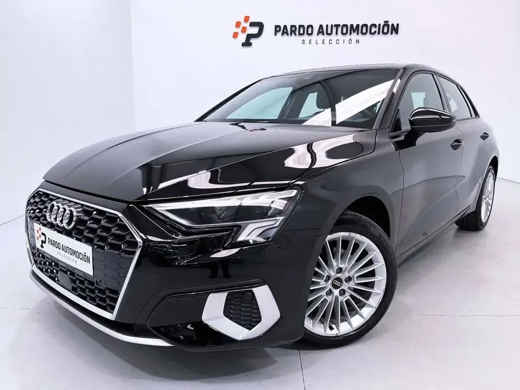 Usado Audi A3 Sportback Advanced Plus 116 CV (85 kW) 2021 Negro Utilitario