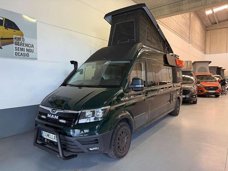 Verde Usado 2021 MAN TGE Van | 86.990 € - Imagen 1/4