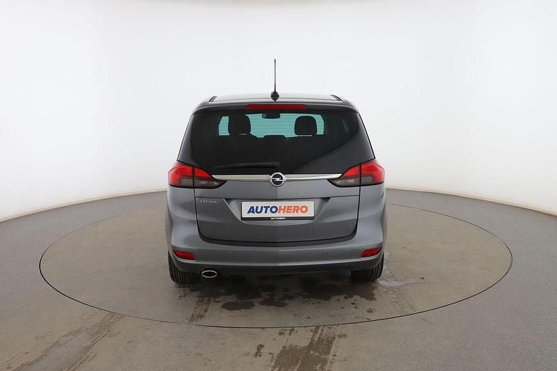 Usado Opel Zafira 136 CV (100 kW) 2019 Gris Monovolumen