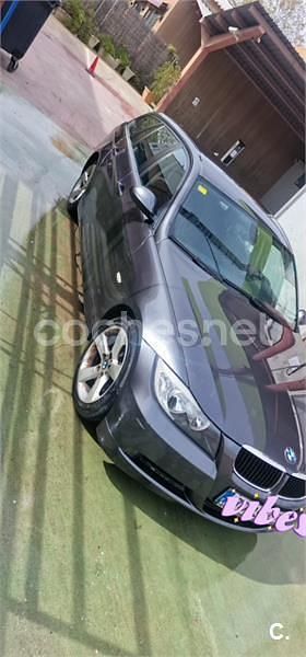 Usado BMW 318 122 CV (89 kW) 2006 Gris / plata Berlina