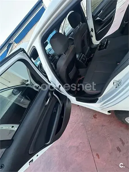 Usado BMW 116 Sport Line 136 CV (100 kW) 2012 Blanco Utilitario