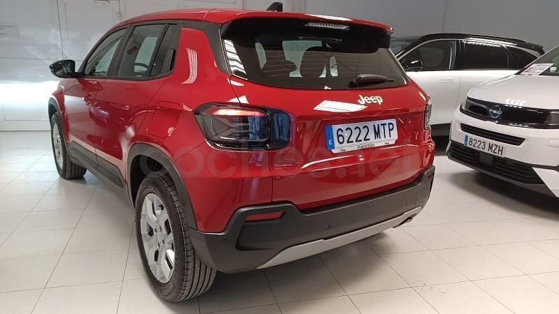 Usado Jeep Avenger Altitude 100 CV (73 kW) 2024 Rojo SUV