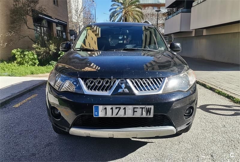 Usado Mitsubishi Outlander Intense+ 140 CV (102 kW) 2007 Negro SUV