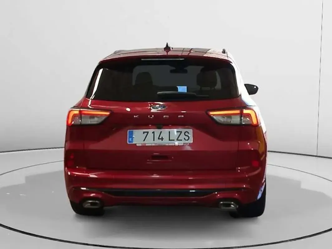 Usado Ford Kuga ST-Line 151 CV (111 kW) 2022 Rojo SUV