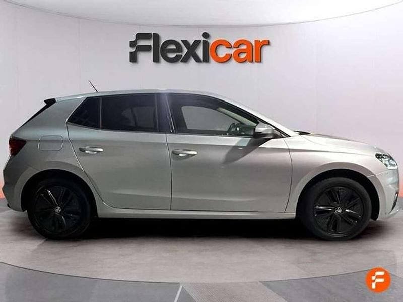 Usado Skoda Fabia Style 110 CV (80 kW) 2022 Gris Utilitario