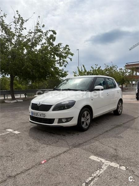 Usado Skoda Fabia 69 CV (50 kW) 2013 Blanco Berlina