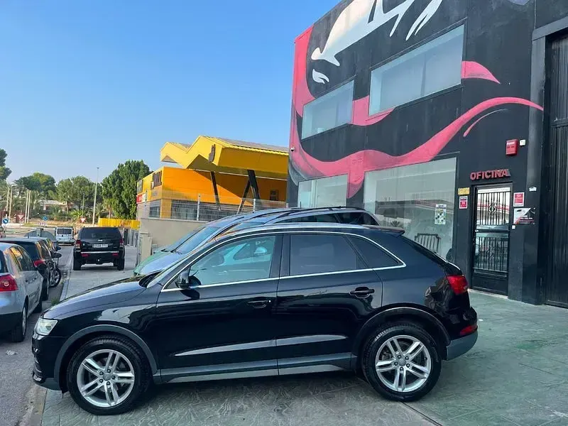Usado Audi Q3 Exclusive 150 CV (110 kW) 2015 Negro SUV