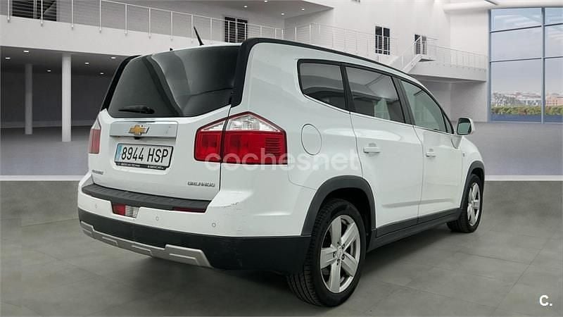 Usado Chevrolet Orlando LTZ 163 CV (119 kW) 2013 Blanco Monovolumen