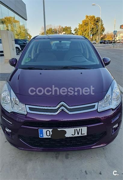 Usado Citroën C3 Live 82 CV (60 kW) 2016 Violeta / lila Berlina