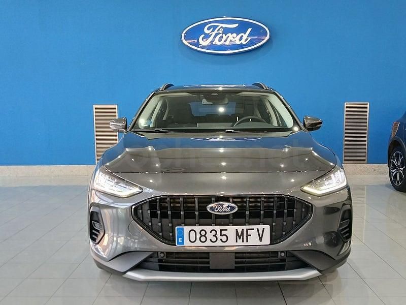 Usado Ford Focus Active X 155 CV (114 kW) 2023 Gris / plata Berlina