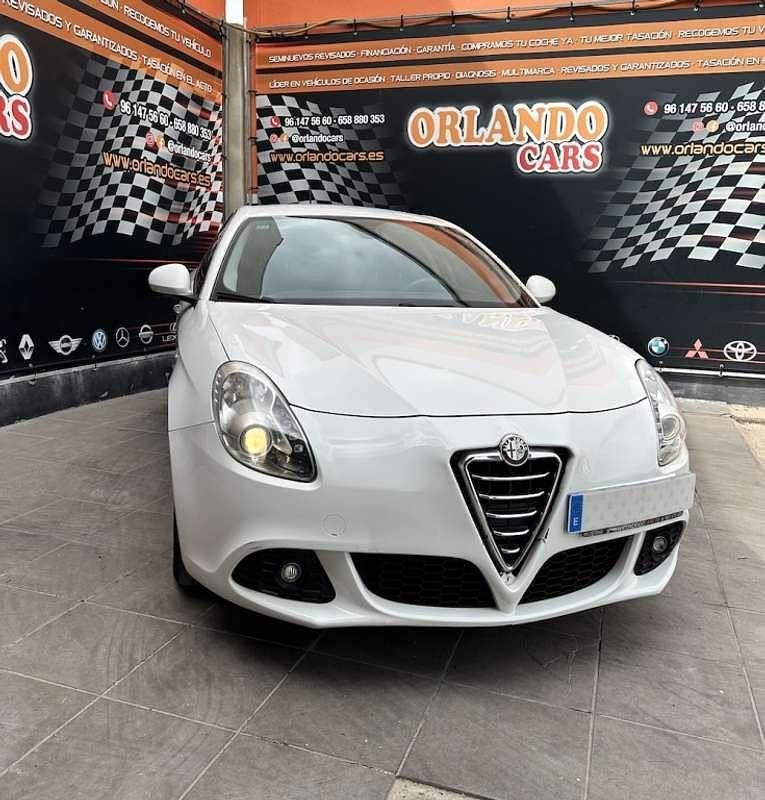 Usado Alfa Romeo Giulietta Distinctive 105 CV (77 kW) 2011 Blanco Utilitario