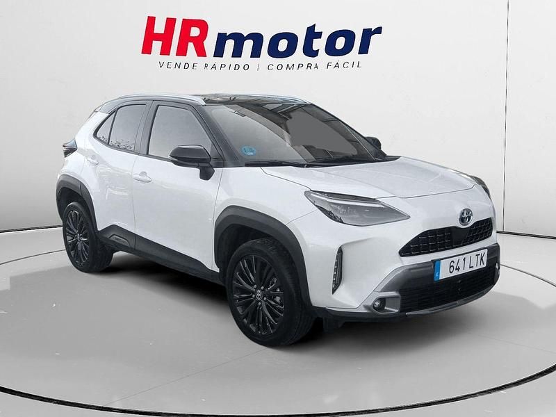 Blanco Usado 2021 Toyota Yaris Hybrid SUV | 24.210 € (Caro) - Imagen 1/4