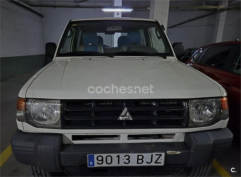 Usado Mitsubishi Montero 99 CV (72 kW) 2001 Blanco SUV