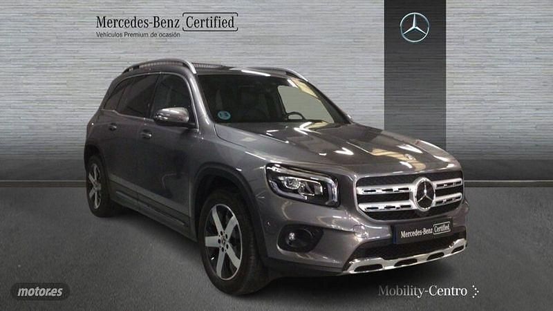 Usado Mercedes GLB200 150 CV (110 kW) 2021 Gris SUV