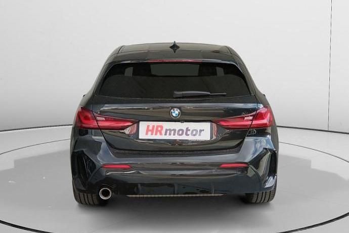 Usado BMW 118 M Sport 136 CV (100 kW) 2023 Negro Utilitario