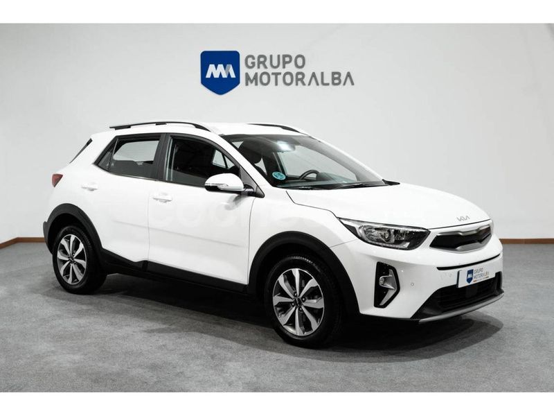 Blanco Usado 2023 Kia Stonic SUV | 19.990 € (Caro) - Imagen 1/4