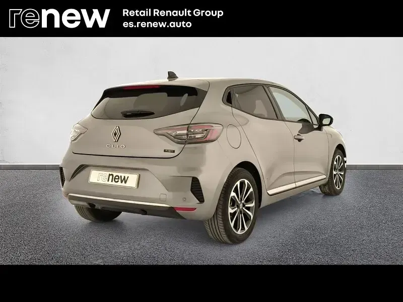 Usado Renault Clio V Techno 143 CV (105 kW) 2025 Gris Berlina