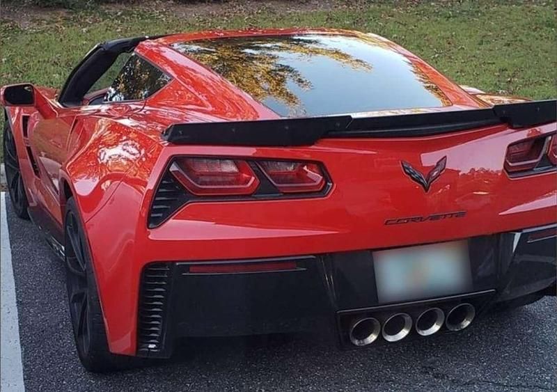 Usado Chevrolet Corvette 466 CV (342 kW) 2019 Rojo Coupe