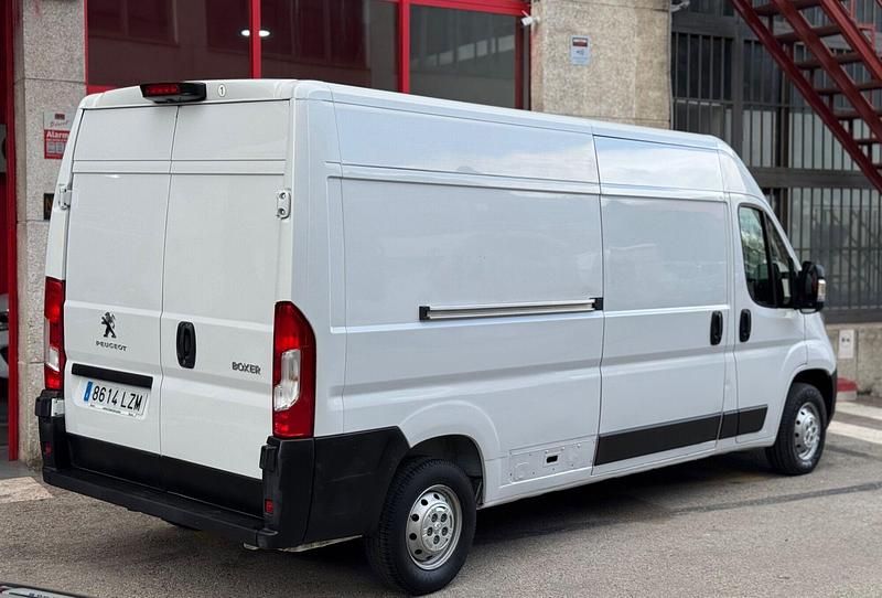 Usado Peugeot Boxer S 140 CV (102 kW) 2022 Blanco Van