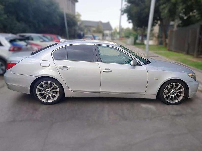Usado BMW 530 272 CV (200 kW) 2005 Gris Berlina