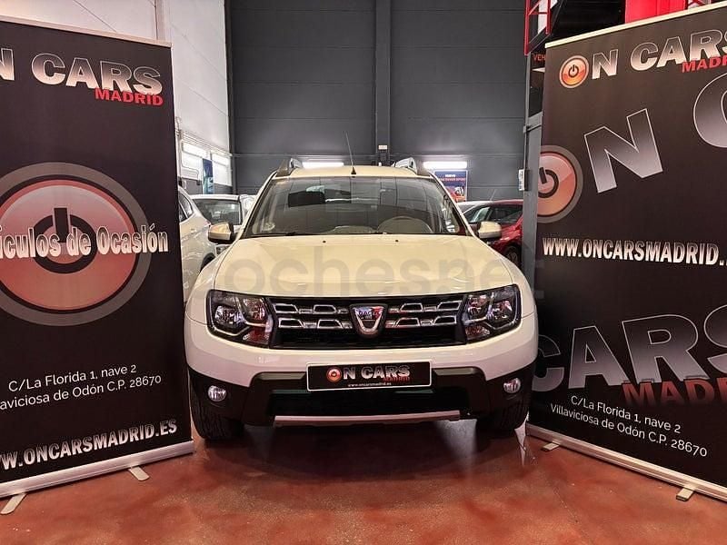 Usado Dacia Duster Lauréate 109 CV (80 kW) 2014 Blanco SUV